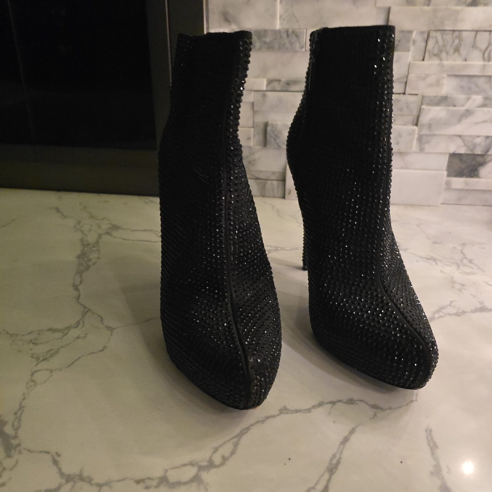 REPORT SIGNATURE Black Studded Ankle Boots - Picture 4 of 7